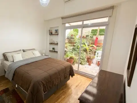 Departamento en venta 2 ambientes con dependencia y patio en Recoleta, CABA