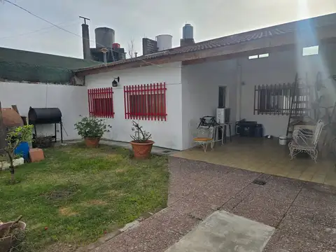 PH 3 ambientes con Jardin en Jose L. Suarez