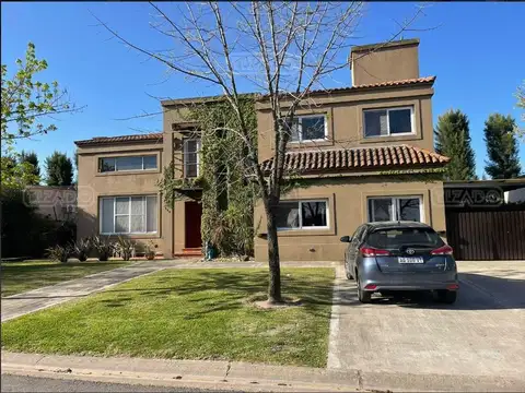 BARRIO SANTA CLARA - COMPLEJO VILLANUEVA- UF118