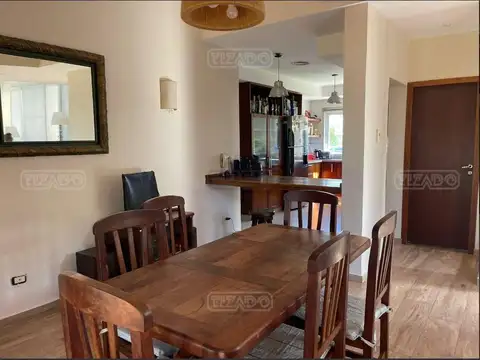 Casa 4 ambientes con 4 baños