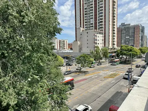 Impecable! Departamento como a estrenar en venta sobre Av. Mapiú, Vicente López.