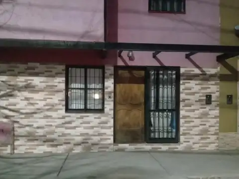 Paso de los Andes, Barrio 7 de Julio.