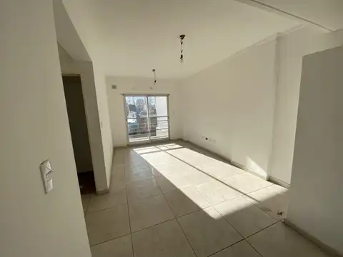 Departamento de 2 ambientes con balcon