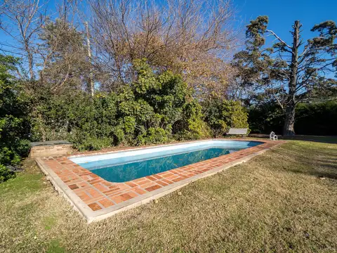 Casa 6 ambientes con 3 baños