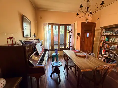 Casa en Venta con 1 cochera
