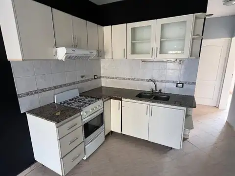 camacua 2500, Piso 1