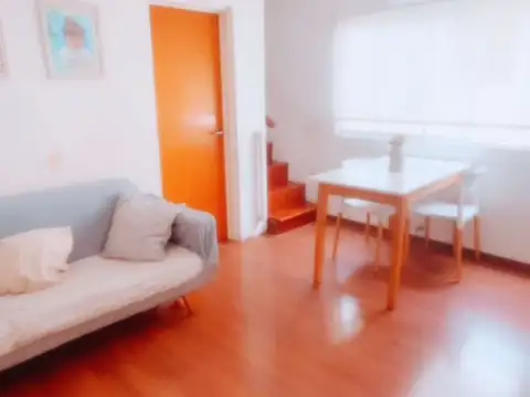VENTA PH  DUPLEX 3 AMB. VERSALLES  S/EXP.       