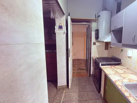 Oportunidad!, venta en Block de 2 casas + dpto, gas natural.