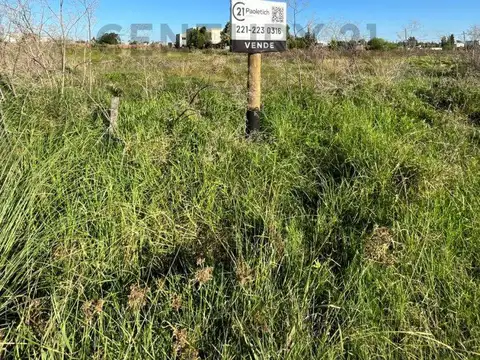 489 e/ 3 y 4 , Piso 0