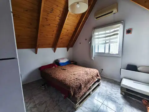 Casa 2 ambientes con 1 baño