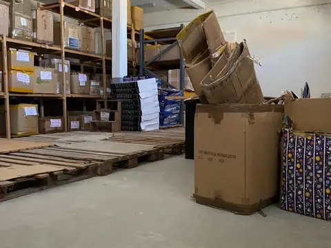 VENTA CASA 3 AMB CON PILETA y GRAN GALPÓN