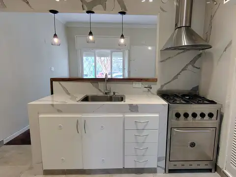 Depto Tipo Casa 3 ambientes con 1 baño