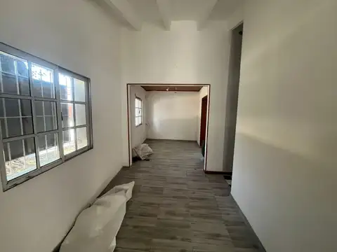 Casa 3 ambientes con 1 baño