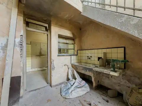 Depto Tipo Casa en Venta en Versalles, USD 84.900