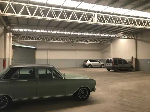 Galpon en Venta en Banfield, USD 195.000