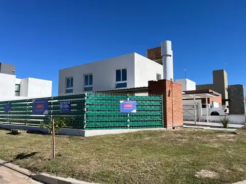 Manantiales, Córdoba, Argentina