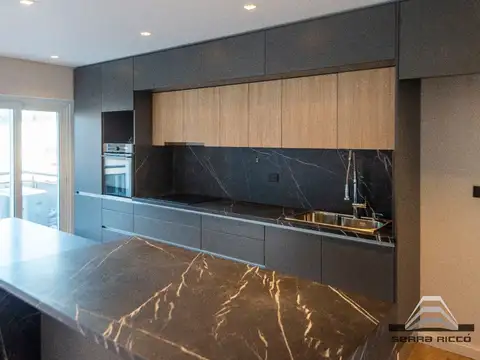 Departamento en Venta con 2 cocheras
