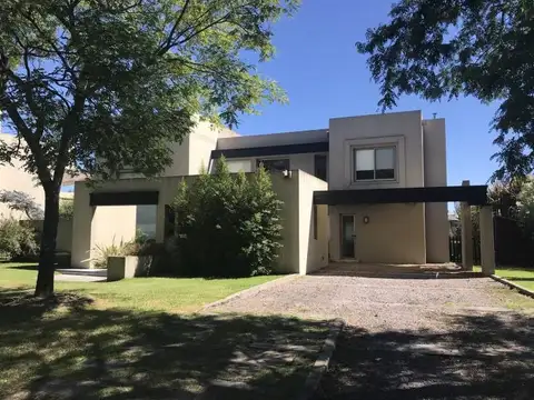 Av. de Los Lagos 1000
