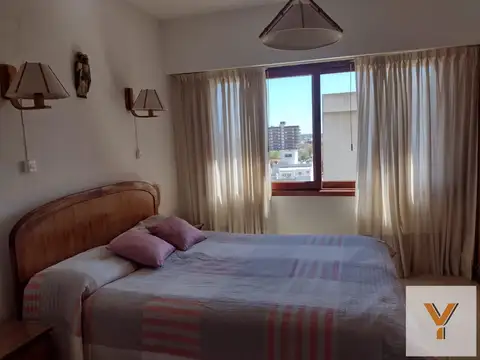 Departamento en alquiler temporario - 2 Dormitorios 2 Baños - Miramar