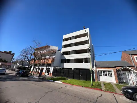 DEPARTAMENTO EN VENTA CAMPANA