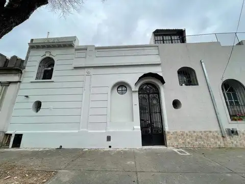 Depto Tipo Casa en Venta de 5 ambientes