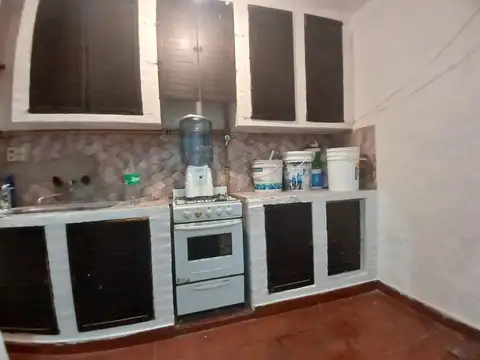 P.H planta baja 4 ambientes en zona residencial