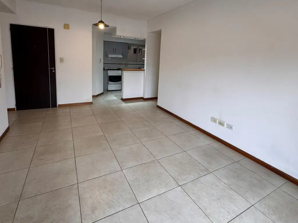 Mitre 3200, Piso 2