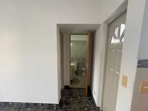Depto Tipo Casa en Alquiler de 1 dormitorio