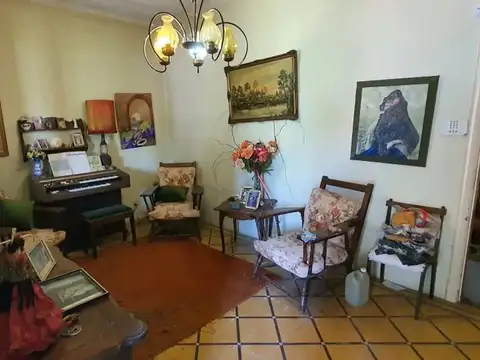 CASA 4 AMBIENTES BELLA VISTA