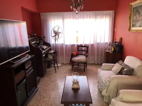 Casa en Venta en Lomas De Zamora, USD 240.000