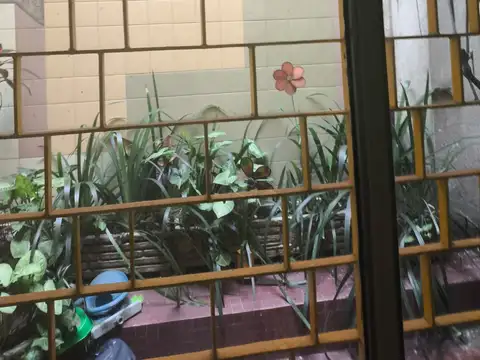 PISO UNICO IDEAL OFICINA 4 AMB.