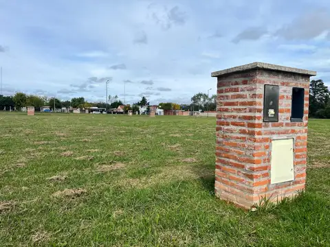 CALLE  RODOLFO MORENO  al 2200  B°   LOS  FRESNOS