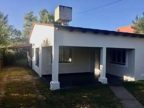 Muy linda casa 2 dor Vta gal/gge/jard cerca Tigres S.Lorenzo