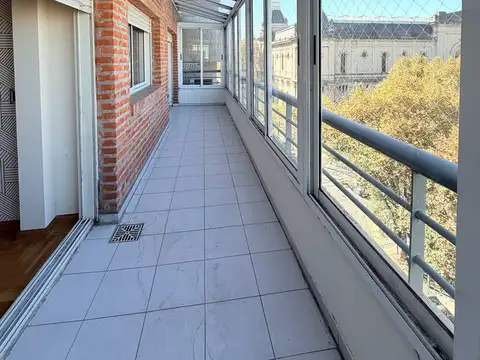 Departamento 3 ambientes con 2 baños