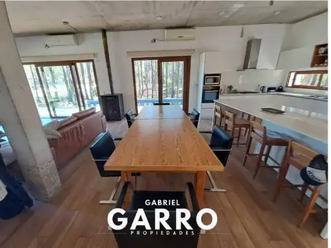 Casa en Alquiler Temporal con 5 cocheras