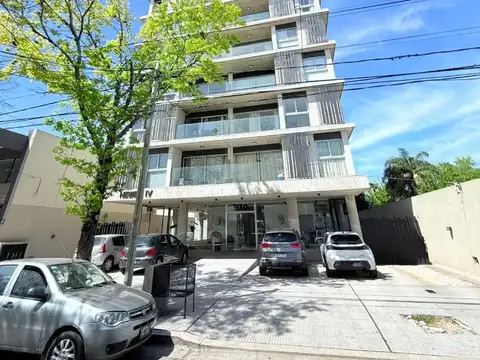 DEPARTAMENTO DE 2 AMBIENTES CON COCHERA EN ALQUILER