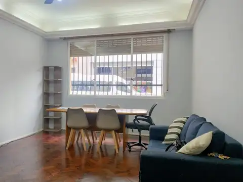 Venta Departamento 3 Ambientes Barracas Tipo PH Frente Patio + Cuarto Adicional
