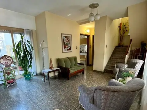 Casa en Venta en Flores Sur, USD 219.000