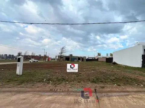 Terreno en Venta 24  mts Fondo