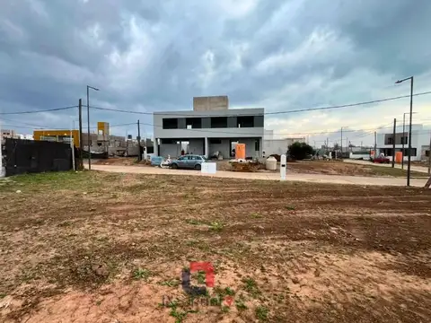 Docta Avenida Mza 167 Lote 3