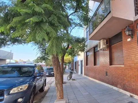 San Luis e/ Chiclana y San Martín