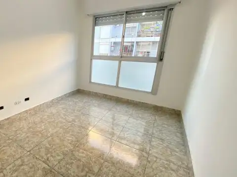 Departamento en Alquiler en Boca, $ 850.000