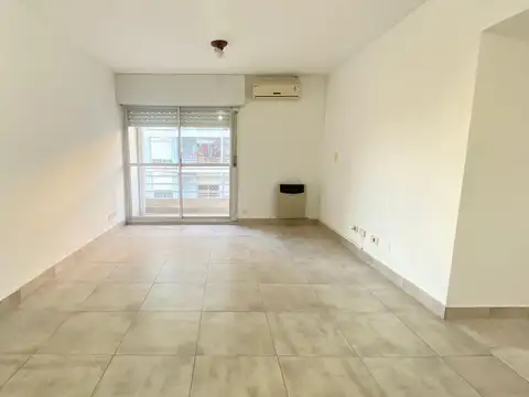 Pi Y Margall 400, Piso 10