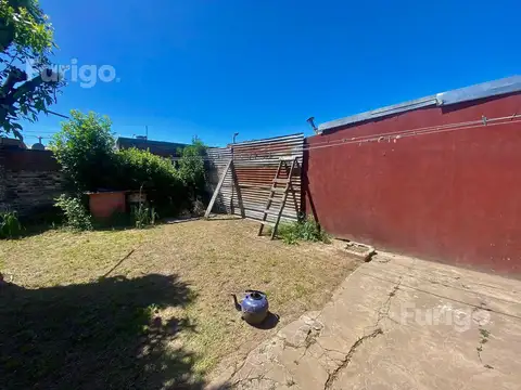 Casa 4 ambientes con 1 baño