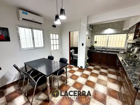 Depto Tipo Casa en Venta de 4 ambientes
