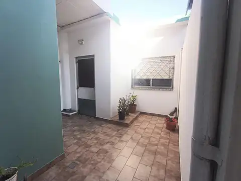 Alquiler PH 3 ambientes con dos patios sin expensas