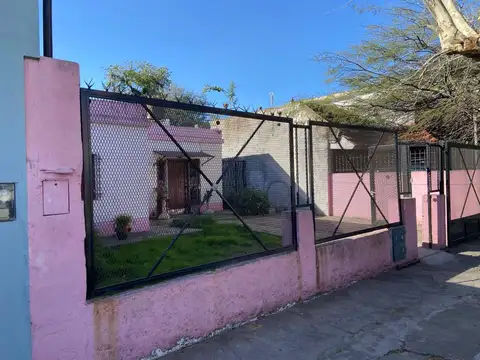 Casa sobre lote 10 x 40