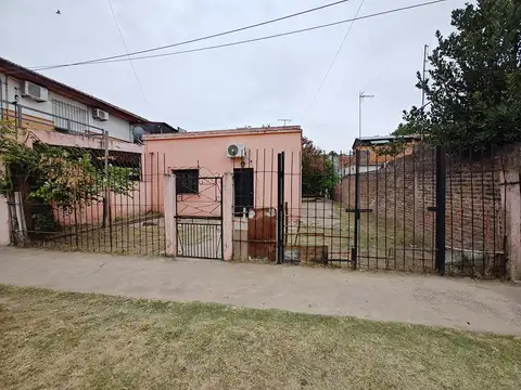 Casa en venta en G. de Laferrere