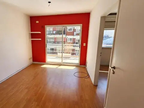 Teniente General Eustoquio Frías 300