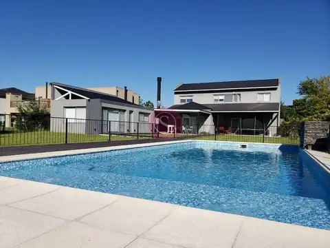 Casa  en Alquiler en Sausalito, Pilar, G.B.A. Zona Norte